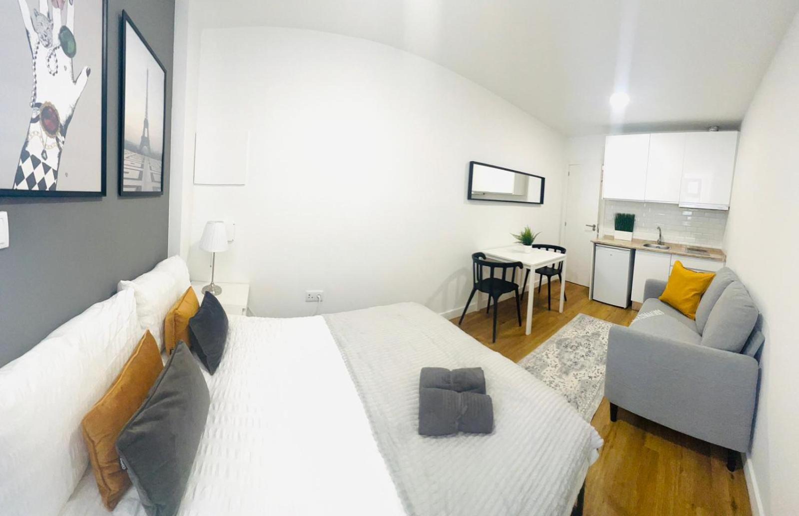 Lisbon, Location, Ideal For Tourists Apartamento *